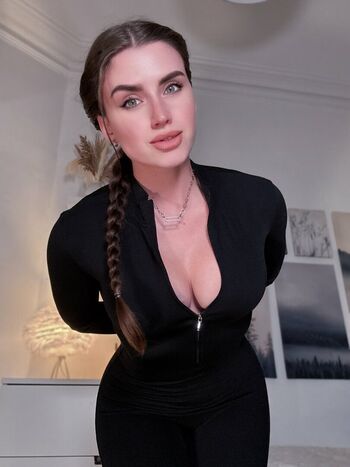🔥 Adeline frost page leaked private photo uncensored full