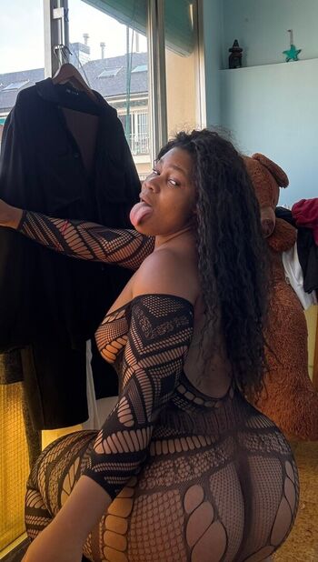 🔥 African booty meat page leaked private photo uncensored full