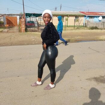 🔥 African booty meat leaked private photo uncensored full