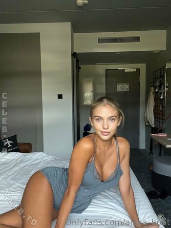 🔥 Alexa breit  page leaked private photo uncensored full