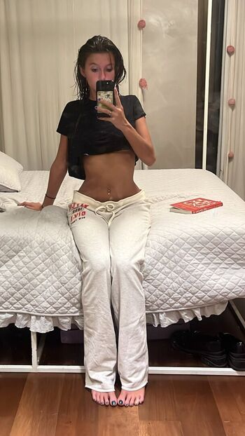 🔥 Alyssa mischler leaked private photo uncensored full