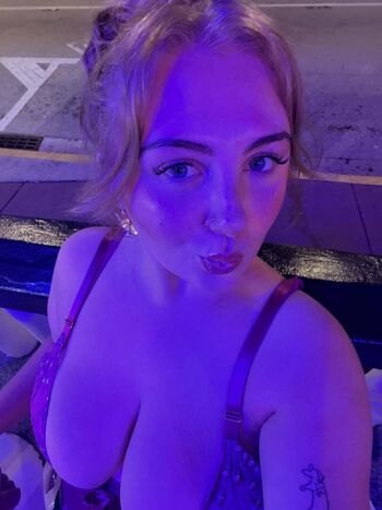 🔥 Alyssaholmes page leaked private photo uncensored full