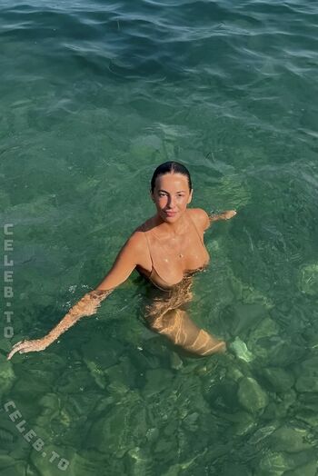 🔥 Amelie manzoli  page leaked private photo uncensored full