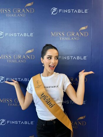 🔥 Amy viranya berry page leaked private photo uncensored full