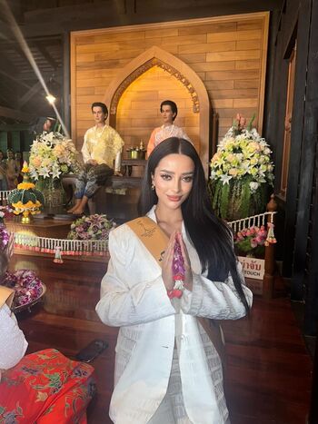 🔥 Amy viranya berry leaked private photo uncensored full