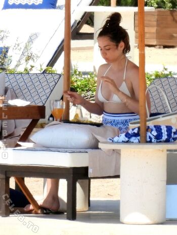 🔥 Ana de armas  page leaked private photo uncensored full