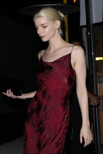 🔥 Anya taylor joy  page leaked private photo uncensored full