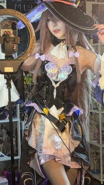 🔥 Ashisbees page leaked private photo uncensored full