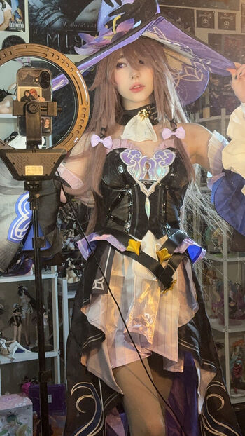 🔥 Ashisbees page leaked private photo uncensored full