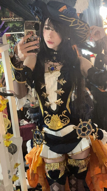 🔥 Ashisbees page leaked private photo uncensored full