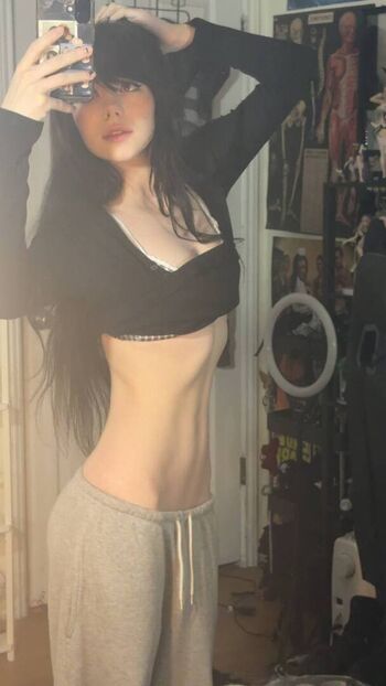 🔥 Ashisbees page leaked private photo uncensored full