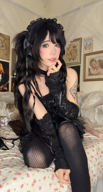🔥 Ashisbees page leaked private photo uncensored full