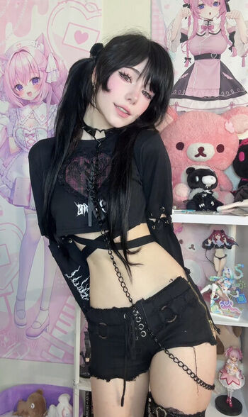 🔥 Ashisbees page leaked private photo uncensored full
