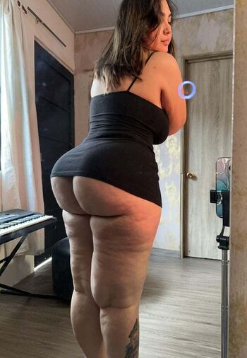 🔥 Asszilla leaked private photo uncensored full