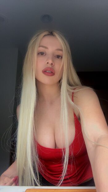 🔥 Ava max  page leaked private photo uncensored full