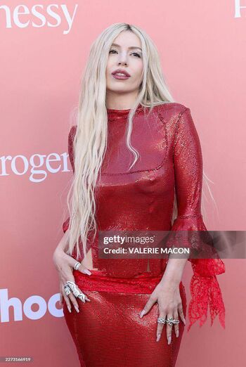 🔥 Ava max  page leaked private photo uncensored full