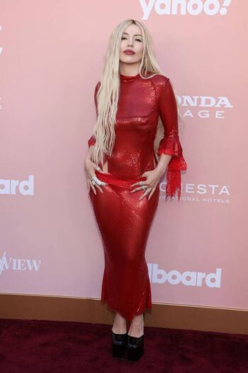 🔥 Ava max  page leaked private photo uncensored full