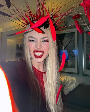 🔥 Ava max  page leaked private photo uncensored full