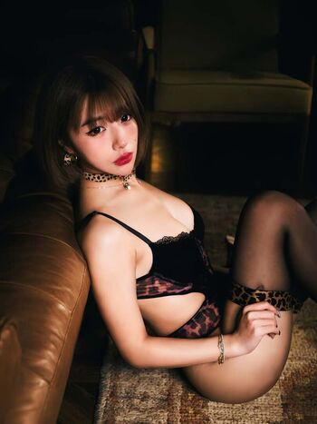 🔥 Baby osidori chingyanfung page leaked private photo uncensored full