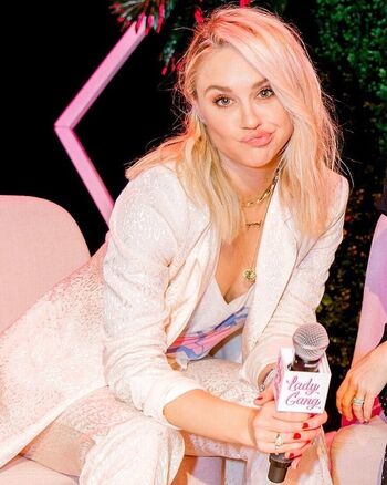 🔥 Becca tobin leaked private photo uncensored full