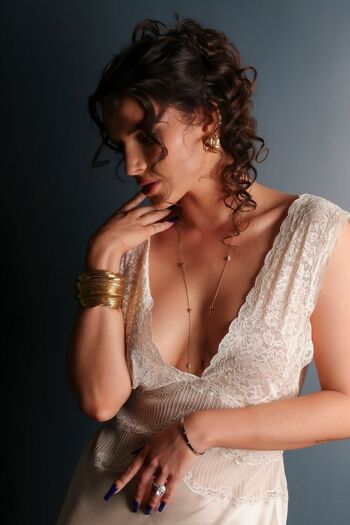 🔥 Bella thorne  page leaked private photo uncensored full