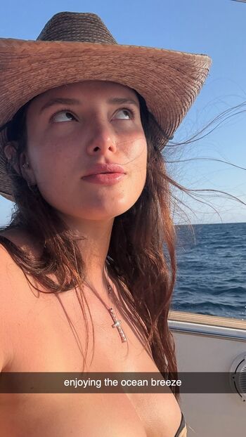 🔥 Bella thorne  page leaked private photo uncensored full