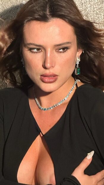 🔥 Bella thorne leaked private photo uncensored full