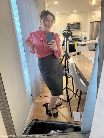 🔥 Bettie bondage  page leaked private photo uncensored full