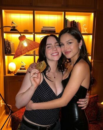 🔥 Billie eilish  page leaked private photo uncensored full