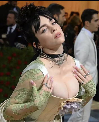 🔥 Billie eilish leaked private photo uncensored full