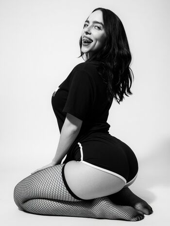 🔥 Billie eilish fake leaked private photo uncensored full