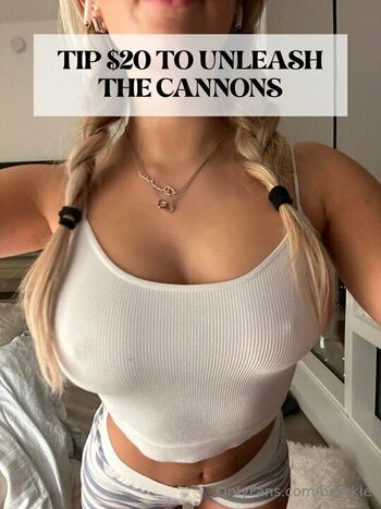 🔥 Breckiehill  page leaked private photo uncensored full