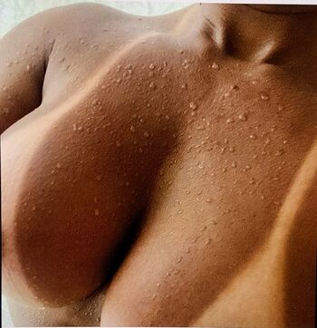 🔥 Bronzeamento natural leaked private photo uncensored full