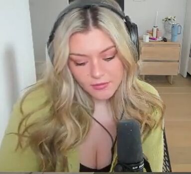 🔥 Brookeab  page leaked private photo uncensored full