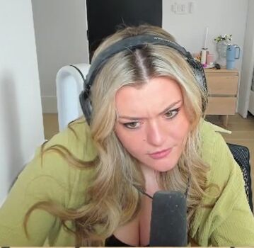 🔥 Brookeab  page leaked private photo uncensored full