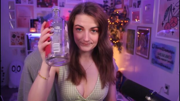 🔥 Caitlin marie reacts page leaked private photo uncensored full