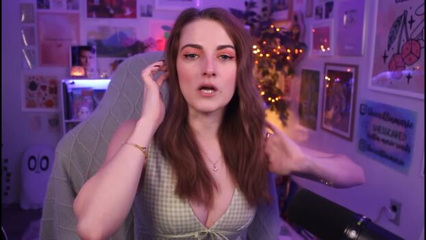 🔥 Caitlin marie reacts page leaked private photo uncensored full