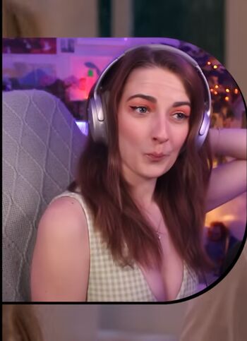 🔥 Caitlin marie reacts page leaked private photo uncensored full