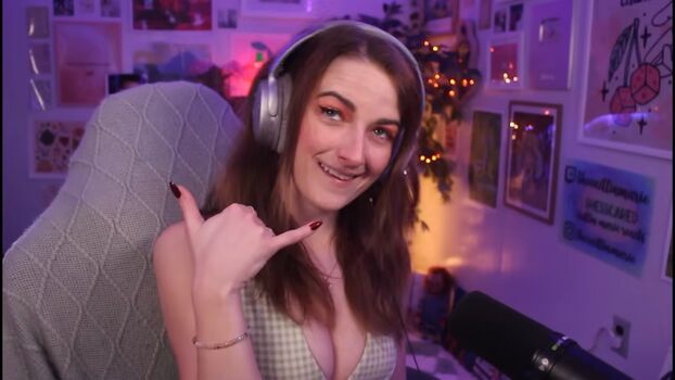 🔥 Caitlin marie reacts page leaked private photo uncensored full