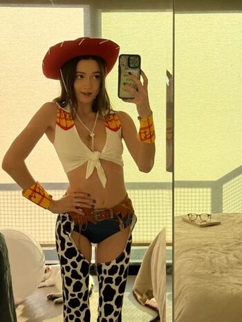 🔥 Caitlinerinoneill  page leaked private photo uncensored full