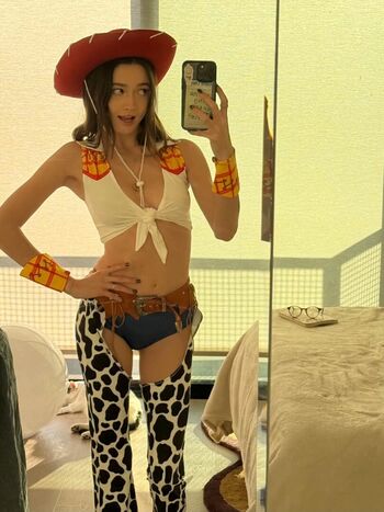 🔥 Caitlinerinoneill  page leaked private photo uncensored full