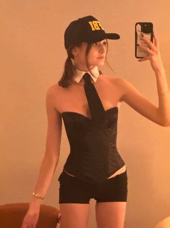 🔥 Caitlinerinoneill  page leaked private photo uncensored full