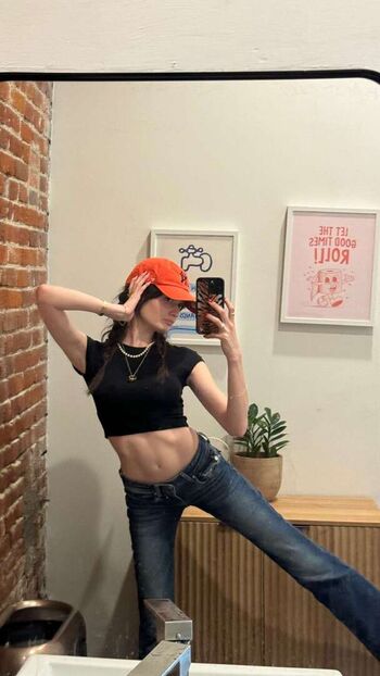 🔥 Caitlinerinoneill leaked private photo uncensored full