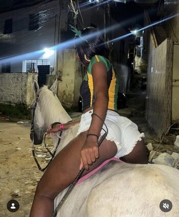 🔥 Camilaferreirai page leaked private photo uncensored full