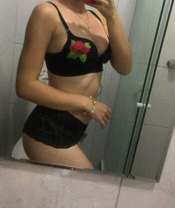 🔥 Camilaferreirai page leaked private photo uncensored full