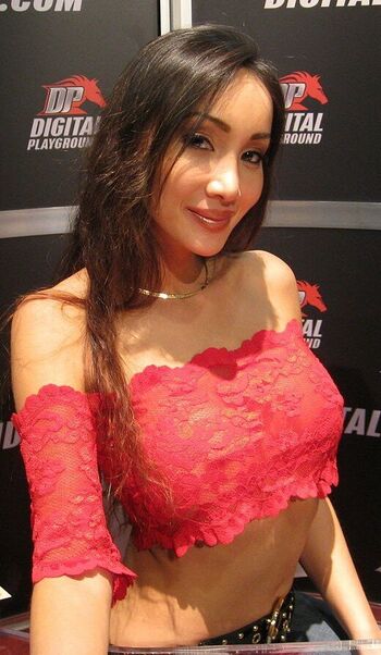 🔥 Celine tran page leaked private photo uncensored full