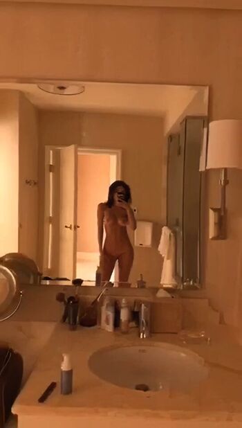 🔥 Chantel jeffries  page leaked private photo uncensored full