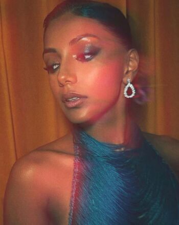 🔥 Charithra chandran page leaked private photo uncensored full