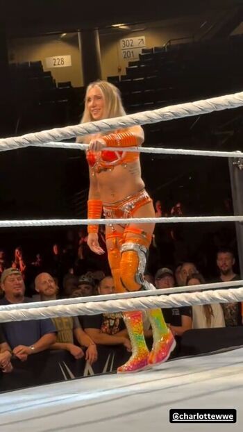 🔥 Charlotte flair leaked private photo uncensored full