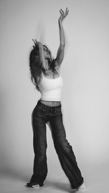 🔥 Chloe east leaked private photo uncensored full